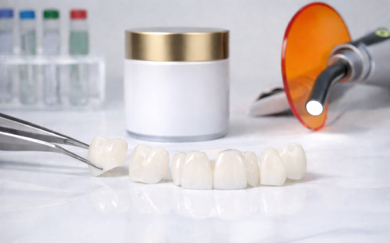 Materiali di qualità faccette dentali
